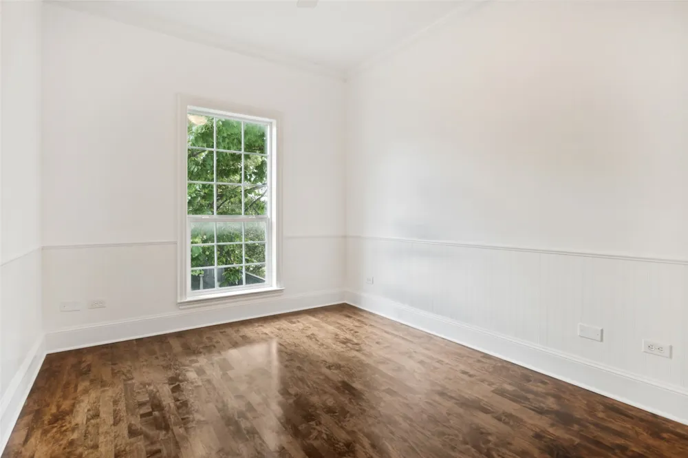 6166 Goliad Avenue Dallas, TX 75214
