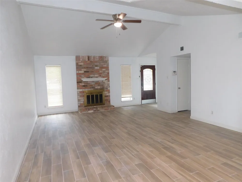 2754 Quarry Hill Road Sugar Land, TX 77478