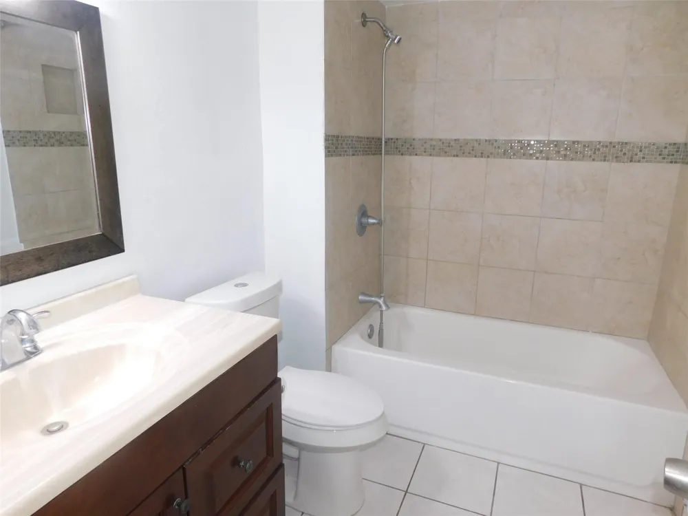 2754 Quarry Hill Road Sugar Land, TX 77478