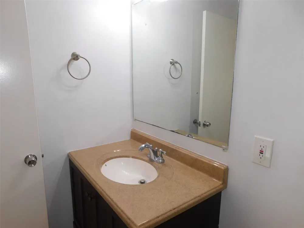 2754 Quarry Hill Road Sugar Land, TX 77478