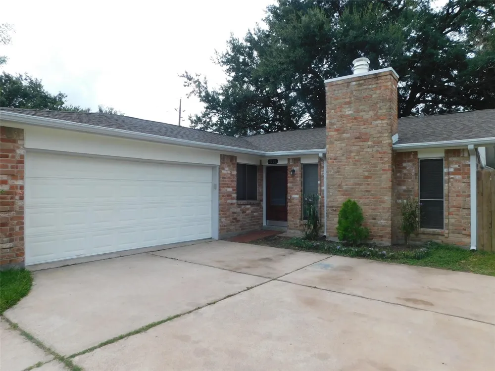 2754 Quarry Hill Road Sugar Land, TX 77478