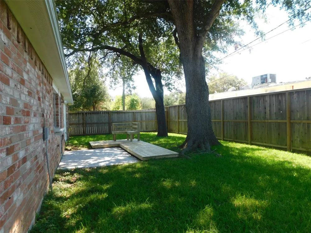 2754 Quarry Hill Road Sugar Land, TX 77478