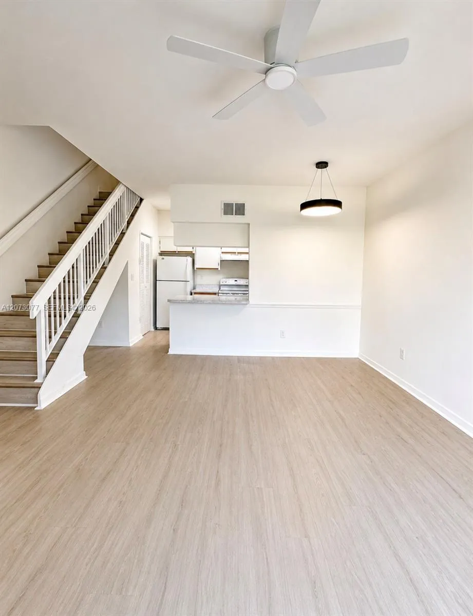 18316 NW 68th Ave #I Hialeah, FL 33015