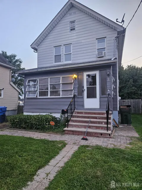 327 Berry Street