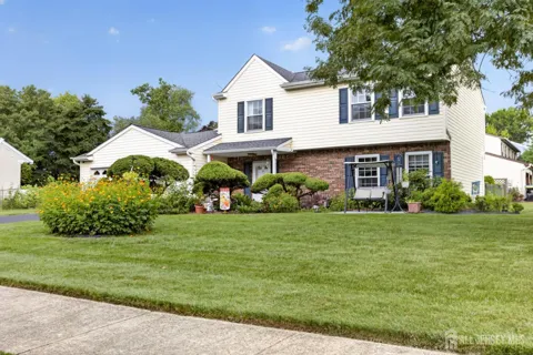 2 Dennison Place