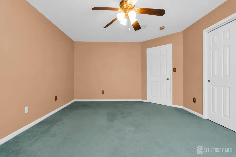 266 Thomas Street Woodbridge Proper, NJ 07095