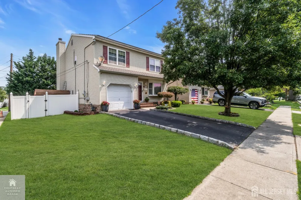 266 Thomas Street Woodbridge Proper, NJ 07095