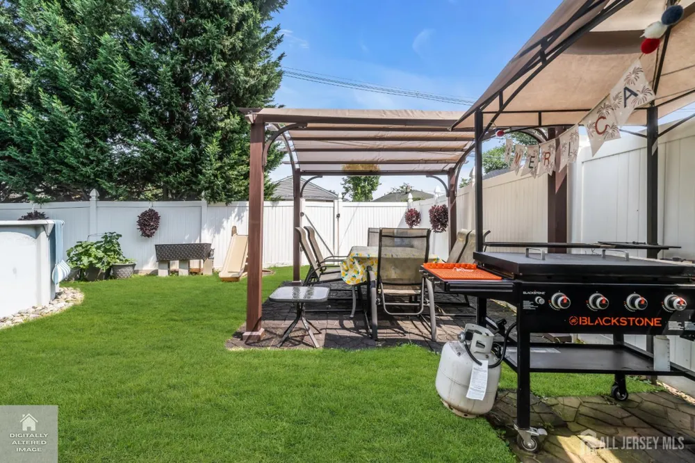 266 Thomas Street Woodbridge Proper, NJ 07095