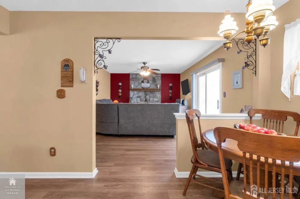 266 Thomas Street Woodbridge Proper, NJ 07095