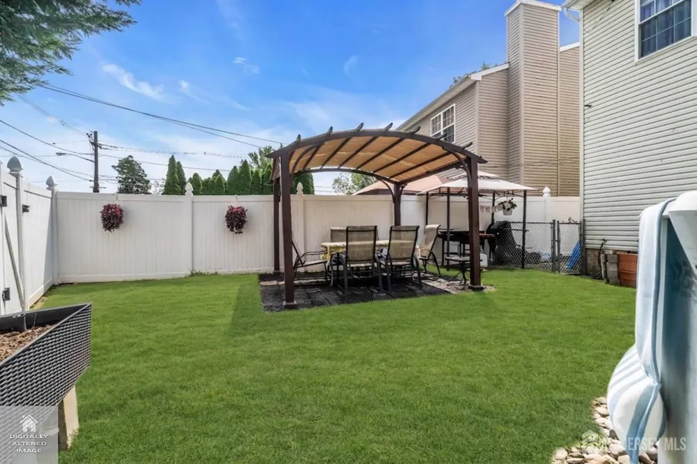 266 Thomas Street Woodbridge Proper, NJ 07095