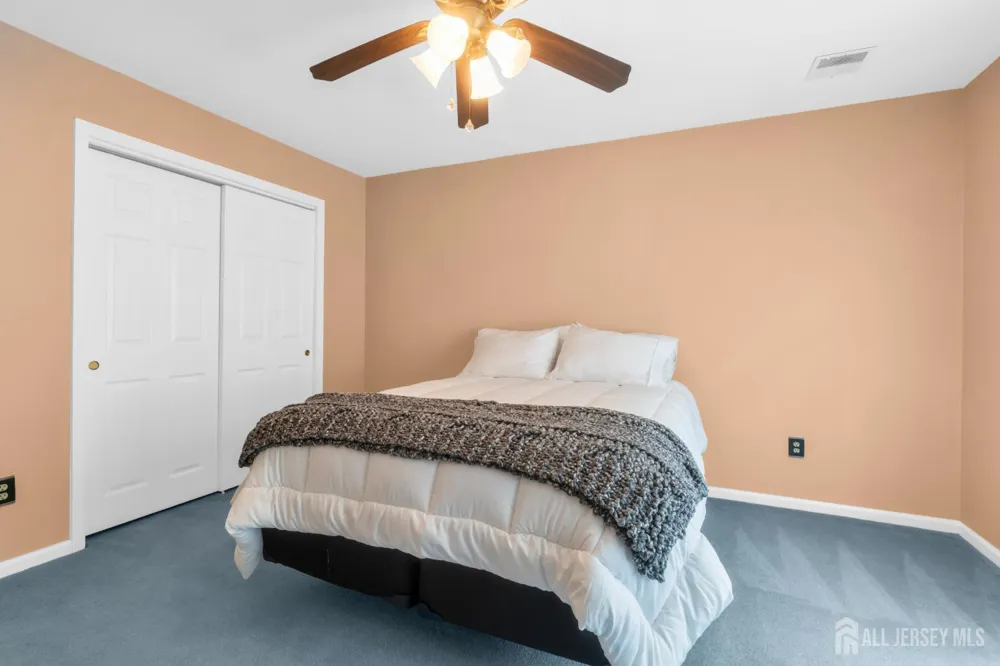 266 Thomas Street Woodbridge Proper, NJ 07095