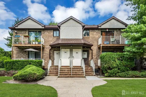4103 Birchwood Court