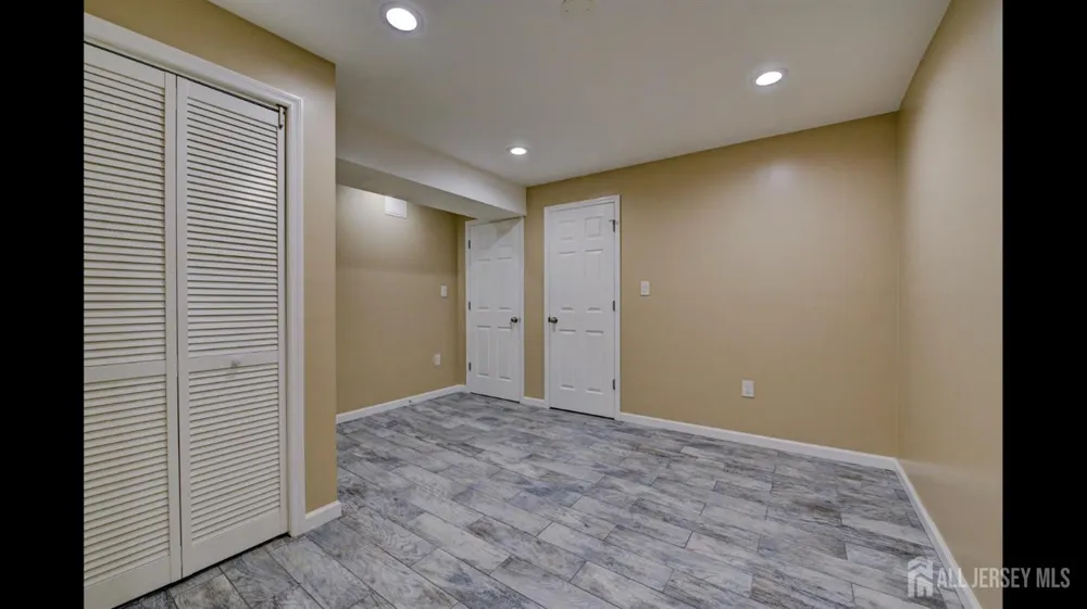 202 Downey Lane South Brunswick, NJ 08852