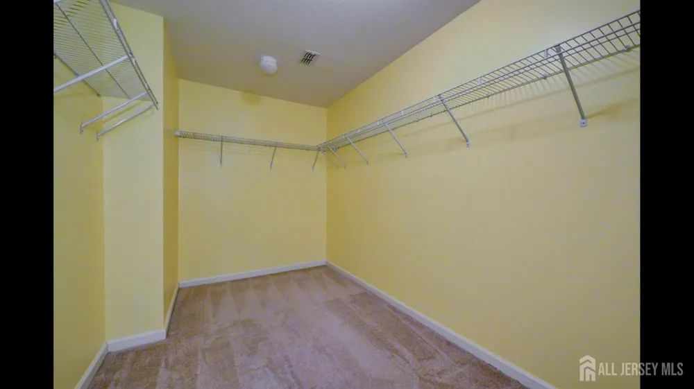 202 Downey Lane South Brunswick, NJ 08852