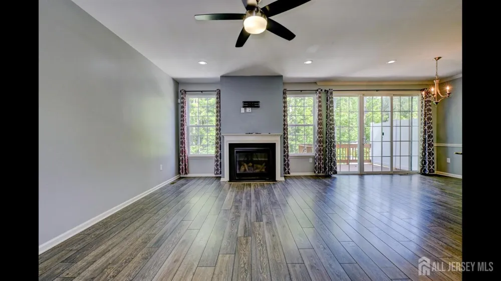 202 Downey Lane South Brunswick, NJ 08852