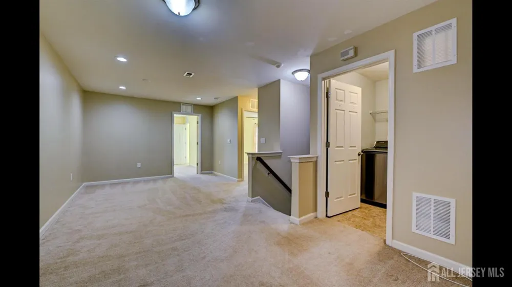 202 Downey Lane South Brunswick, NJ 08852