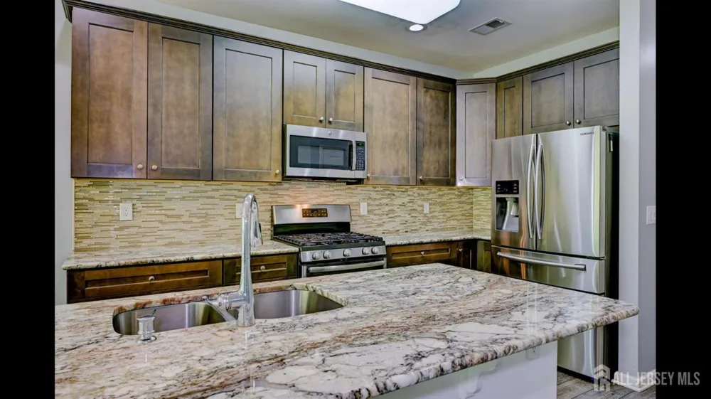 202 Downey Lane South Brunswick, NJ 08852