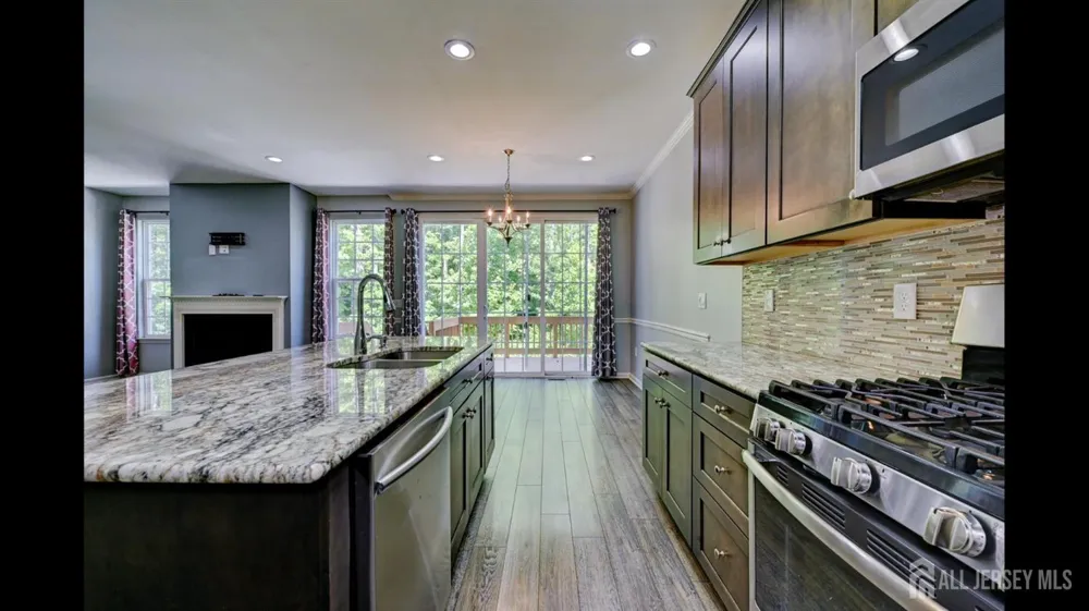 202 Downey Lane South Brunswick, NJ 08852