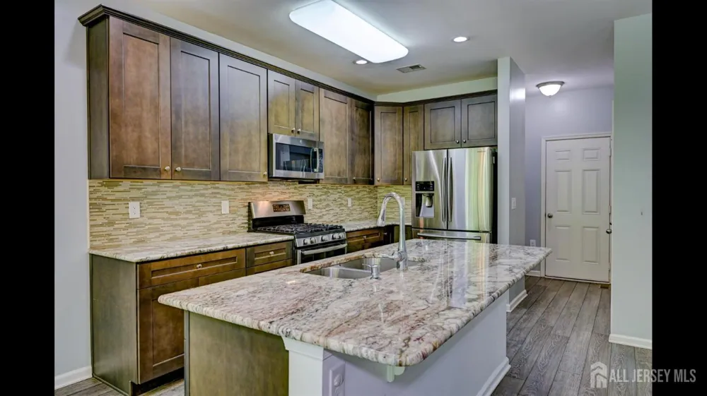 202 Downey Lane South Brunswick, NJ 08852
