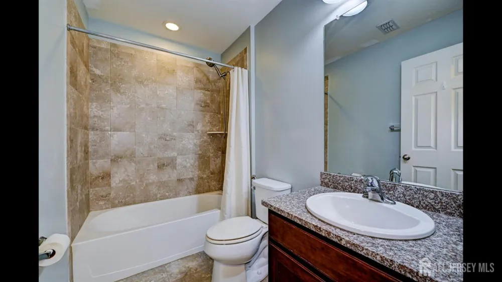 202 Downey Lane South Brunswick, NJ 08852