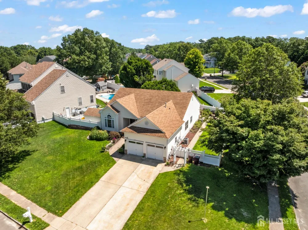 27 Pacific Avenue Bayville, NJ 08721
