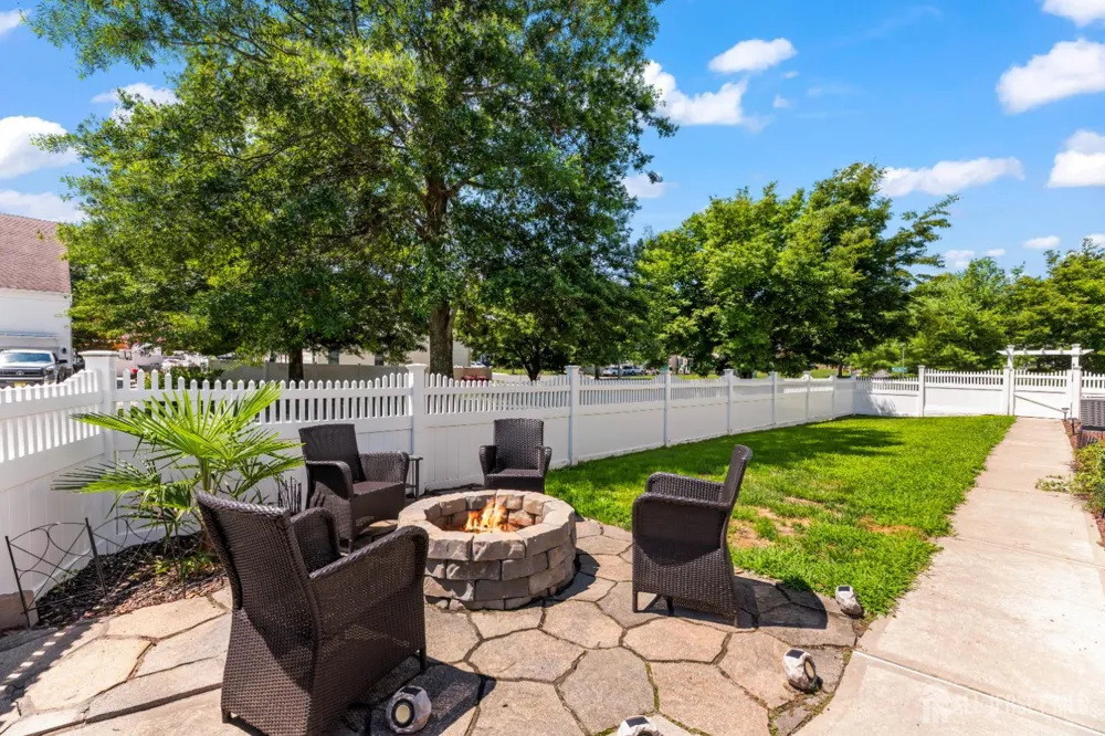 27 Pacific Avenue Bayville, NJ 08721