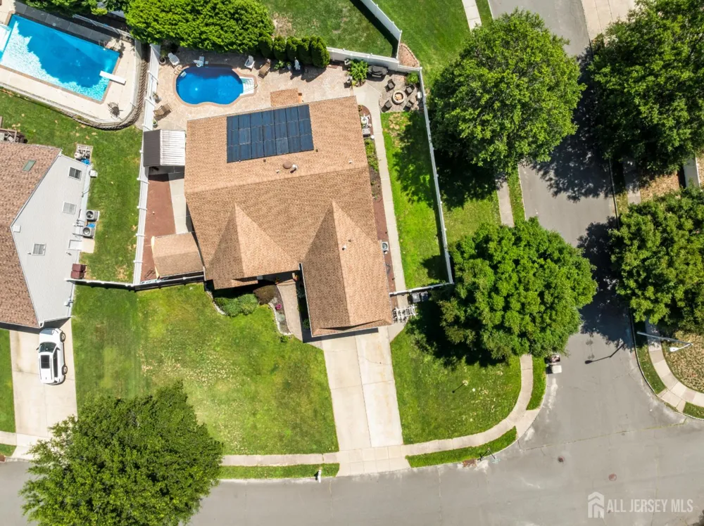 27 Pacific Avenue Bayville, NJ 08721