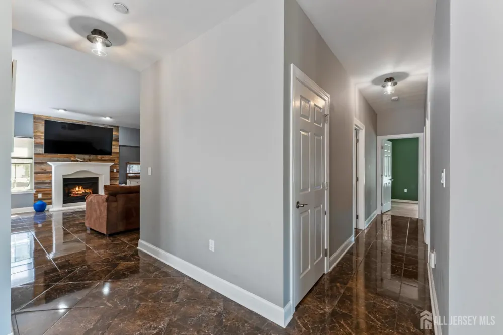 27 Pacific Avenue Bayville, NJ 08721