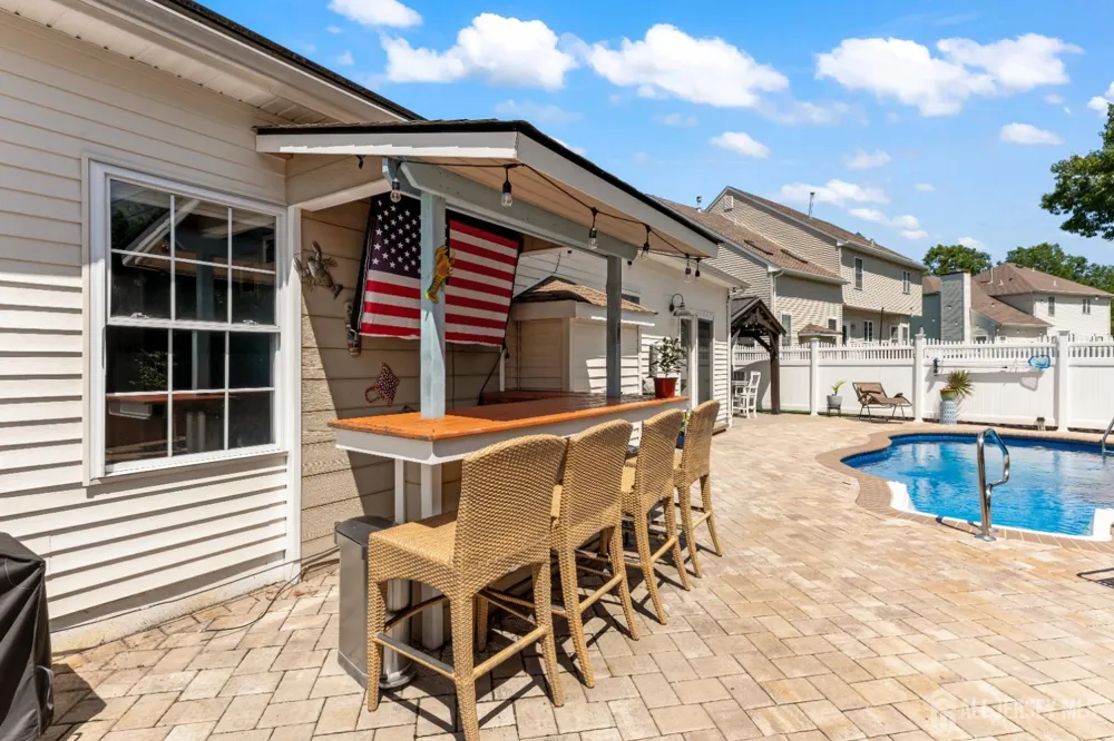 27 Pacific Avenue Bayville, NJ 08721