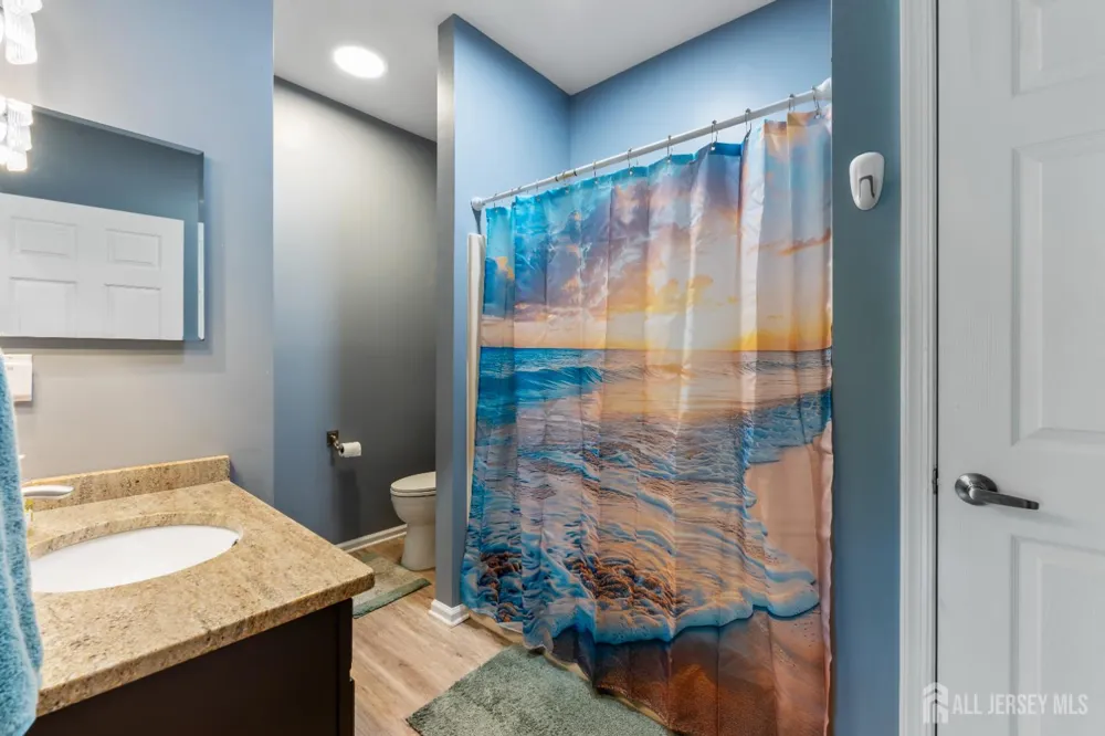 27 Pacific Avenue Bayville, NJ 08721