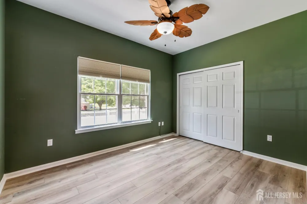 27 Pacific Avenue Bayville, NJ 08721