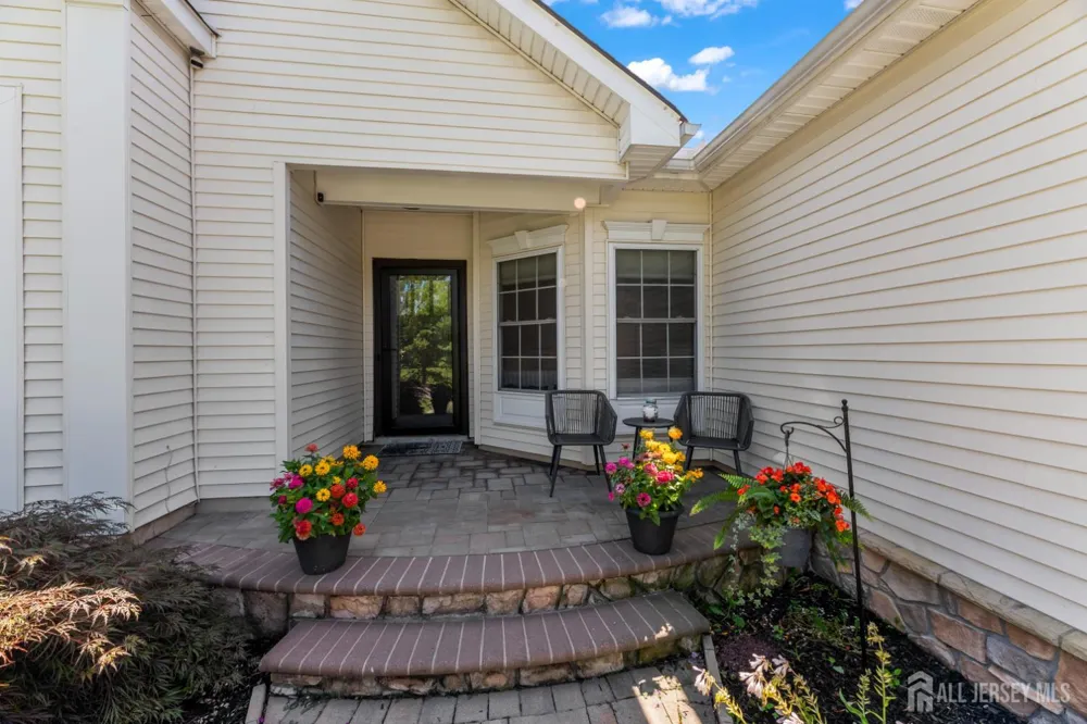 27 Pacific Avenue Bayville, NJ 08721