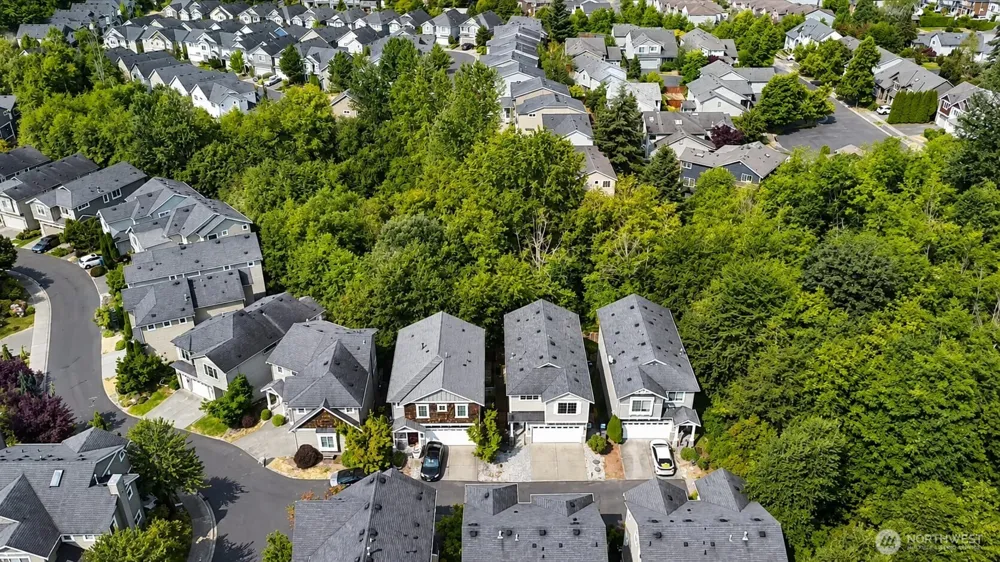 14504 17th Avenue W Lynnwood, WA 98087