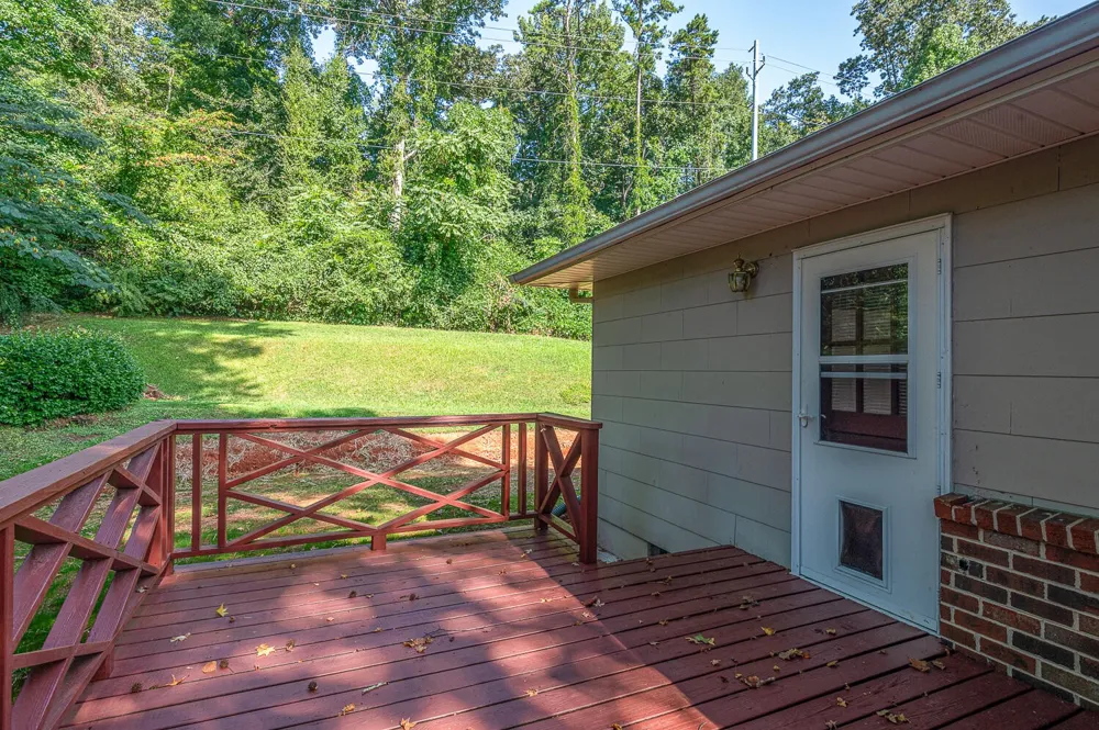 1619 S Seminole Drive Chattanooga, TN 37412