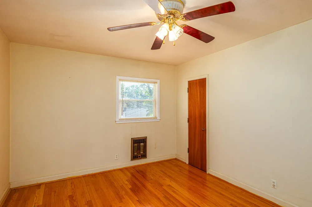 1619 S Seminole Drive Chattanooga, TN 37412