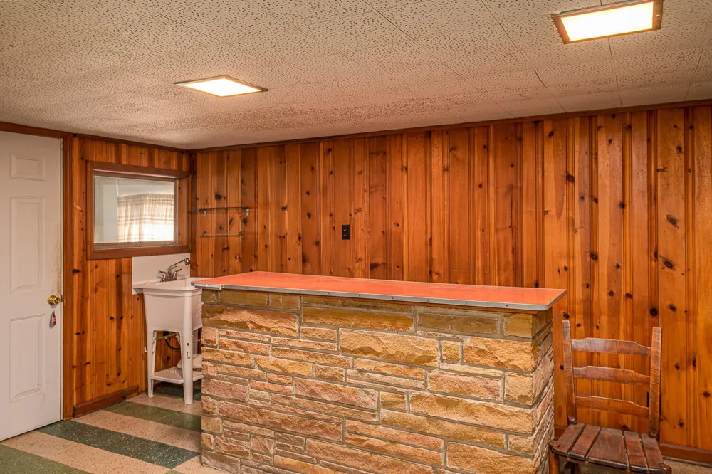 1619 S Seminole Drive Chattanooga, TN 37412