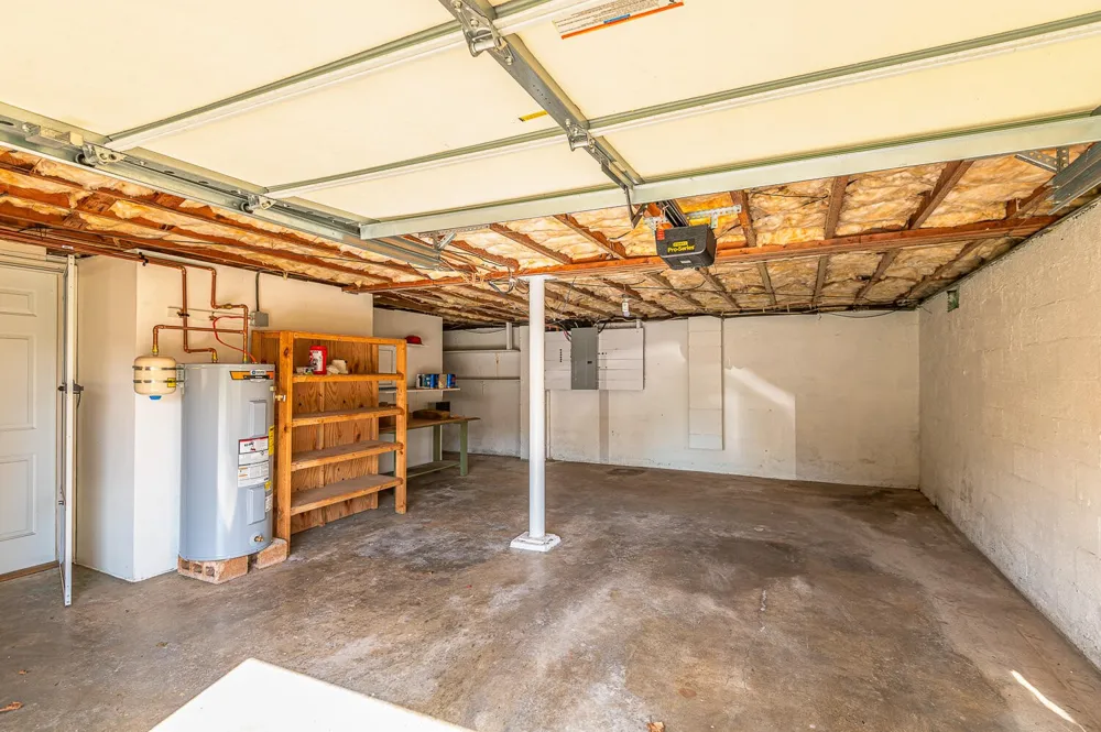 1619 S Seminole Drive Chattanooga, TN 37412