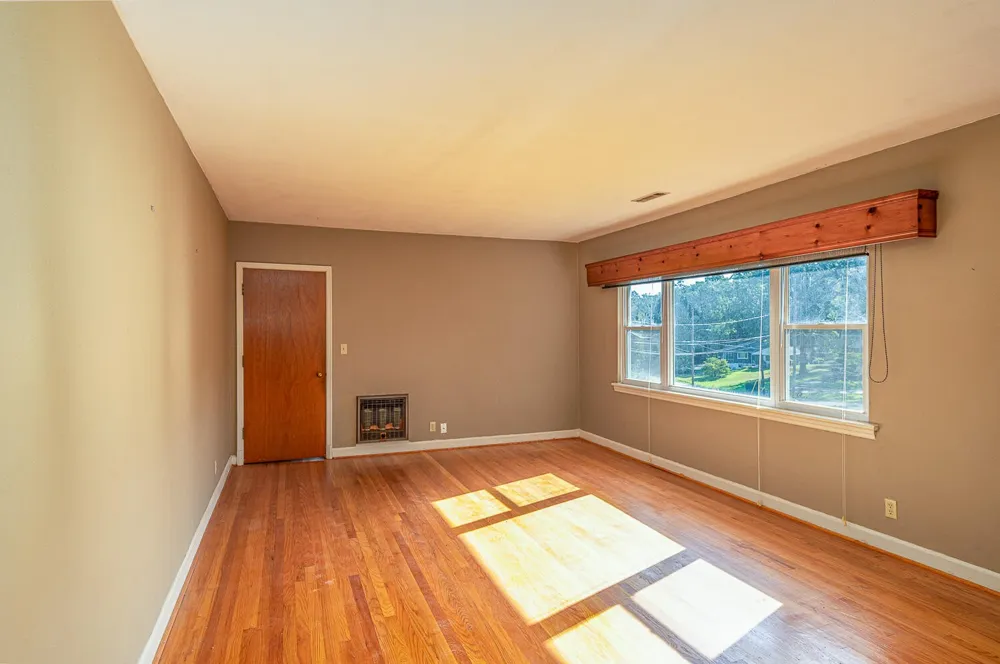 1619 S Seminole Drive Chattanooga, TN 37412