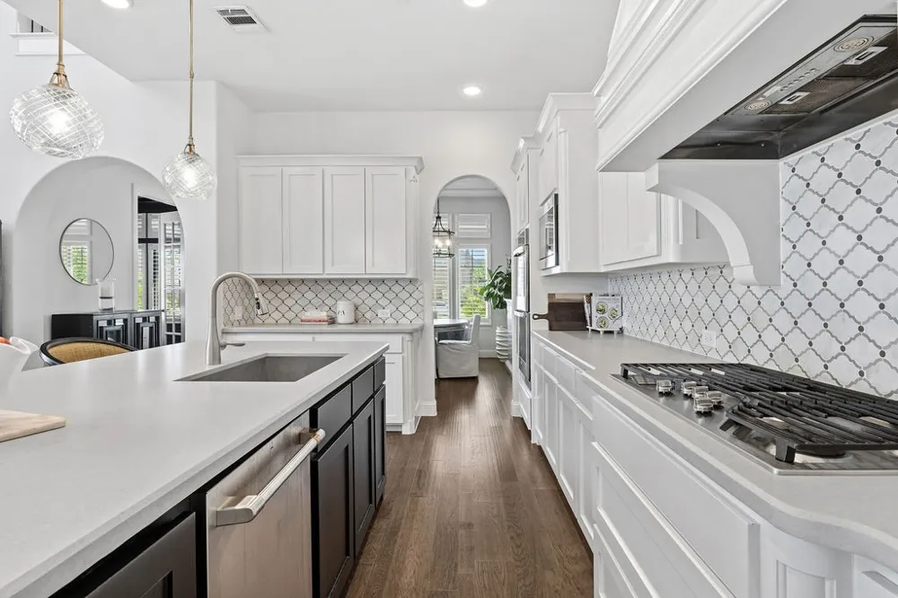 2821 Waverly The Colony, TX 75056