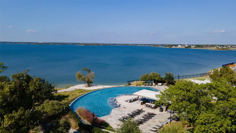 2821 Waverly The Colony, TX 75056