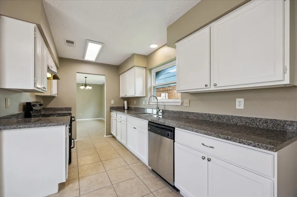 16819 Quail Crest Court Missouri City, TX 77489