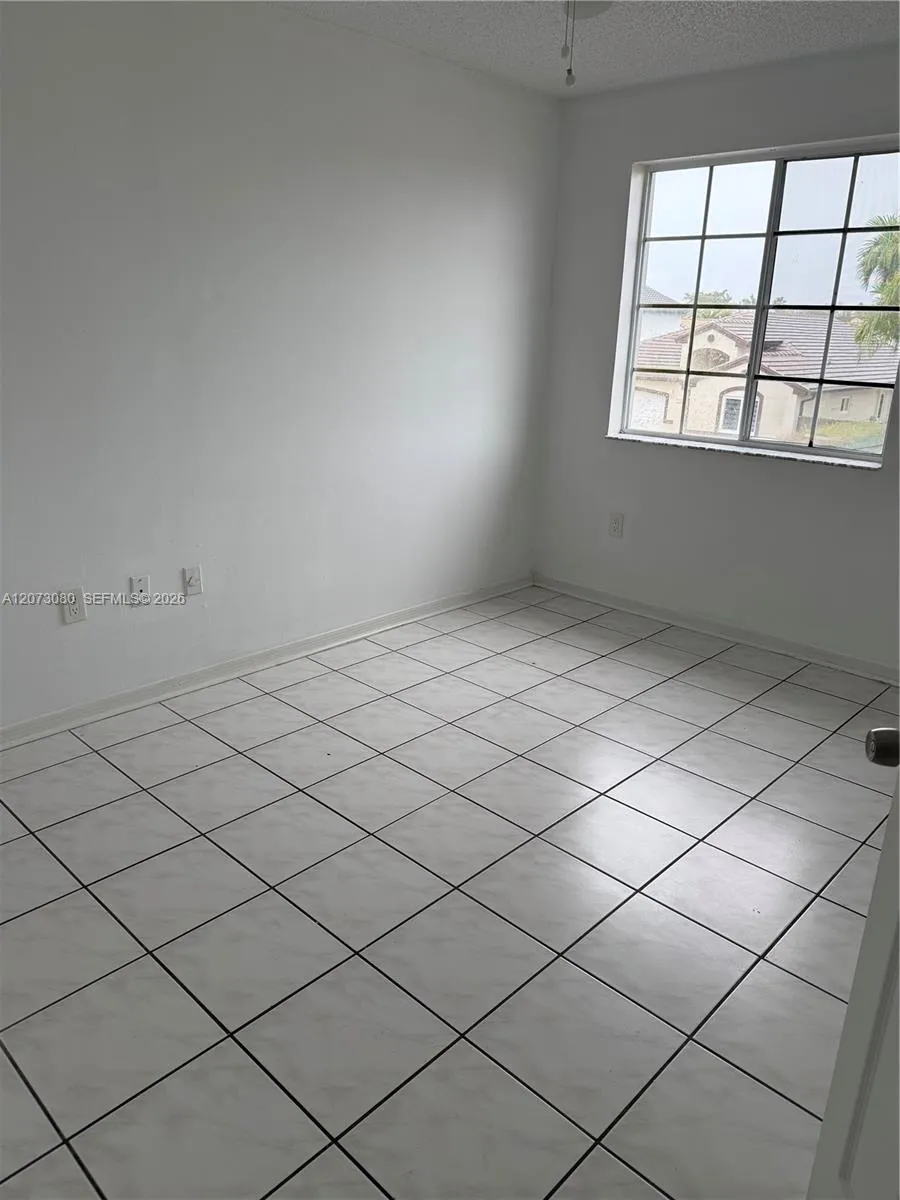 15870 SW 85th Ln #0 Miami, FL 33193