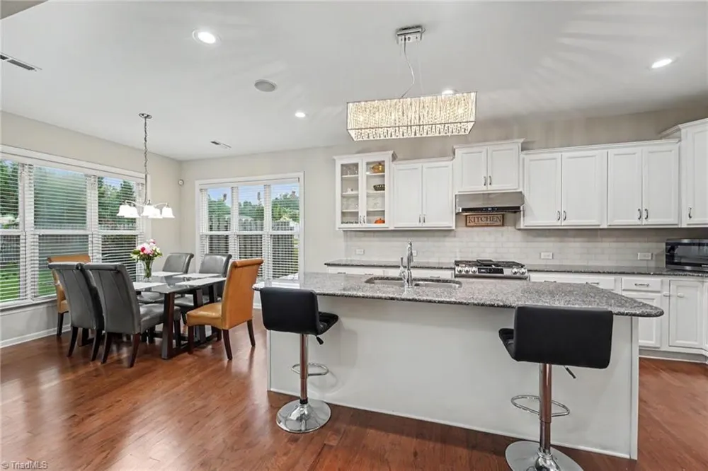 6017 Stone Valley Way Greensboro, NC 27455
