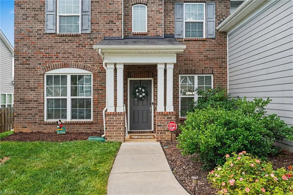 6017 Stone Valley Way Greensboro, NC 27455