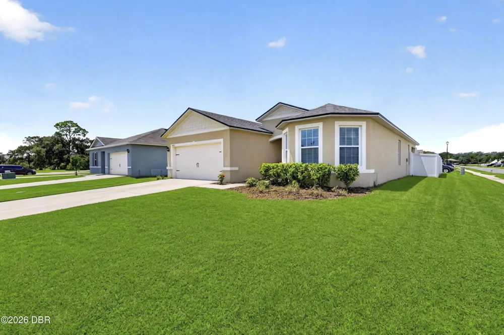 2002 Glenbrooke Road Edgewater, FL 32141