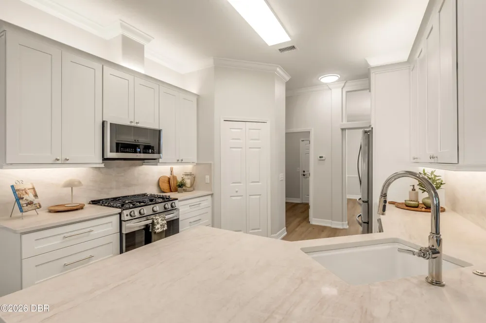 410 S Peninsula Avenue New Smyrna Beach, FL 32169