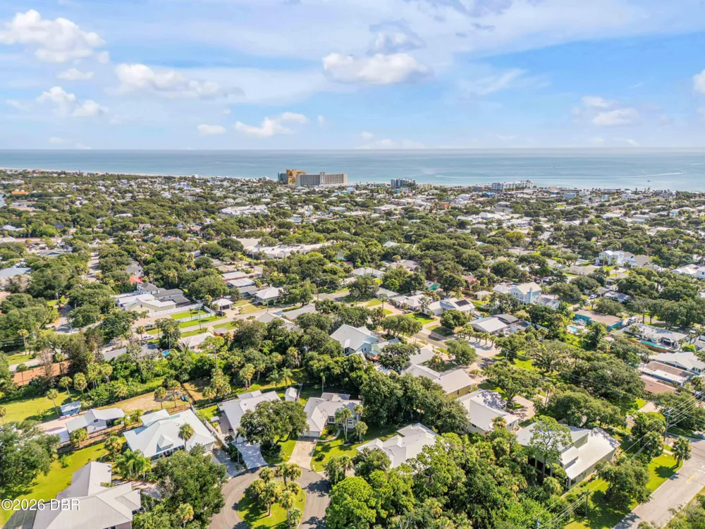 410 S Peninsula Avenue New Smyrna Beach, FL 32169