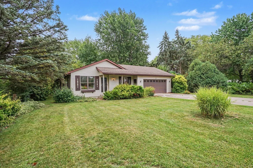 917 Ottawa Avenue Holland, MI 49423