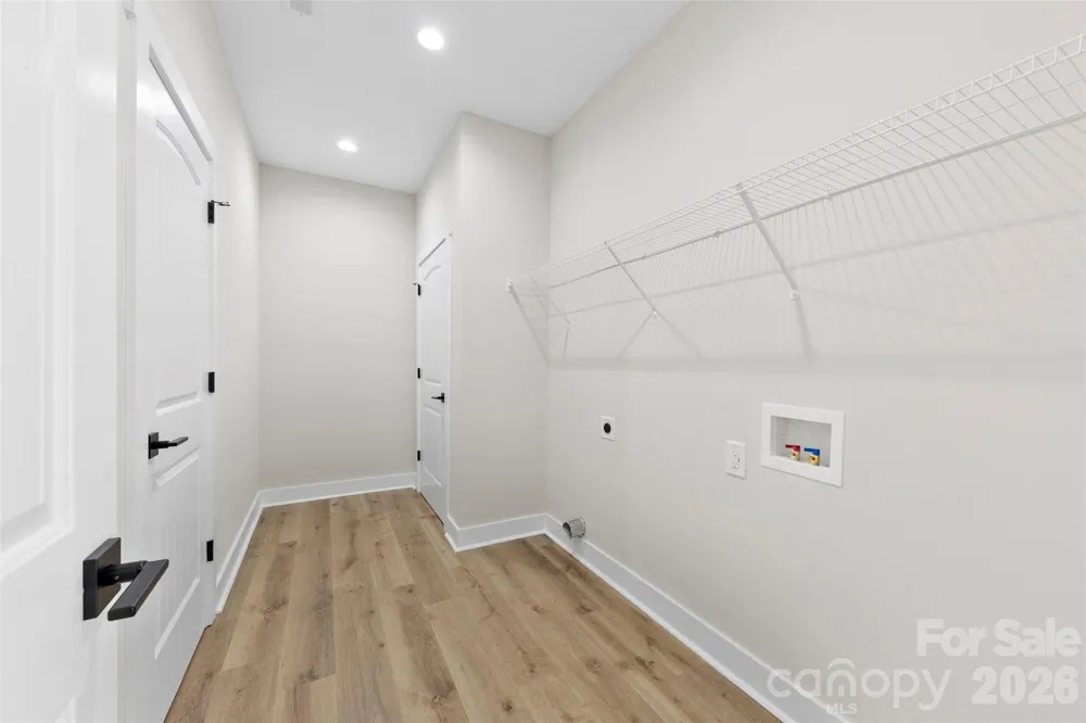 105 Darvee Road Blacksburg, SC 29702