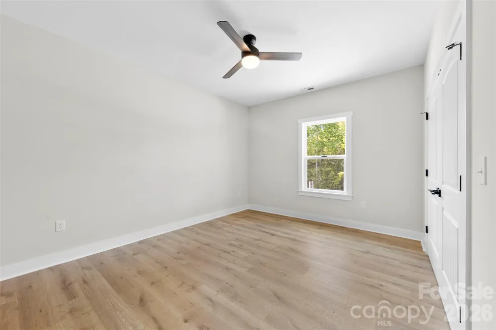 105 Darvee Road Blacksburg, SC 29702